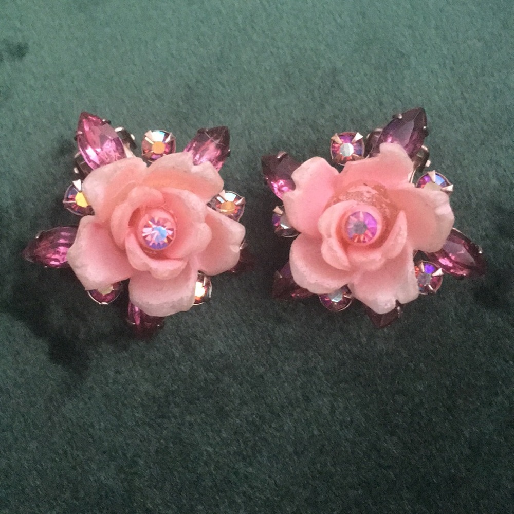 Vintage Rose Rhinestone Earrings
